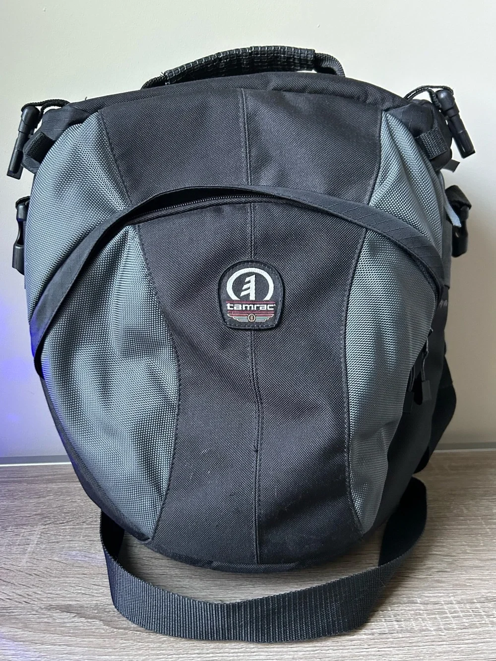 Tamrac Velocity 9X Black Camera Bag